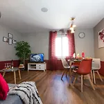 Le Red St Leon : Lit Queen Size * Wifi * Ideal Couple * Colmar