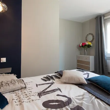 Appartement Le Red St Leon : Lit Queen Size * Wifi * Ideal Couple