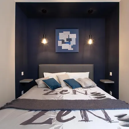 Le Red St Leon : Lit Queen Size * Wifi * Ideal Couple كولمار