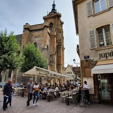 Le Red St Leon : Lit Queen Size * Wifi * Ideal Couple *