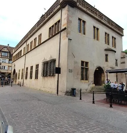 Le Red St Leon : Lit Queen Size * Wifi * Ideal Couple Appartement Colmar