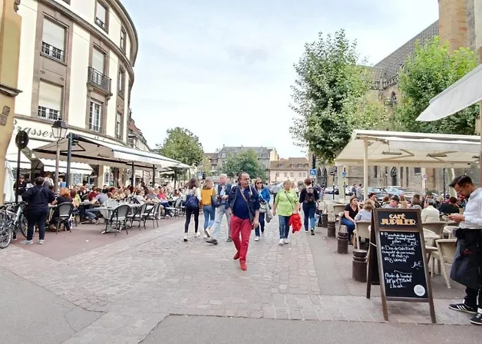 Appartamento Le Red St Léon : Lit Queen Size * Wifi * Idéal Couple Colmar